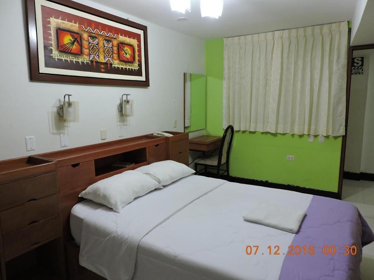 Hotel Bayovar ปิวรา ภายนอก รูปภาพ